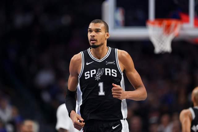 开云电子-马刺vs活塞前瞻：文班再战康宁汉姆，马刺力争双杀活塞