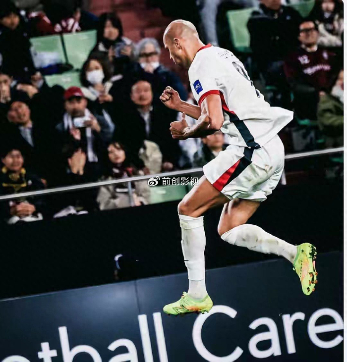 开云官方网站-费利佩喊话国足：我免费踢球，足协敢接招吗？|费利佩-古铁雷斯|路易斯-费利佩|中国男足|成都蓉城|巴西足球_新浪体育_新浪新闻