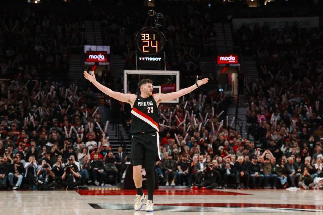 开云电子-摆烂大年鹤立鸡群！开拓者有望超勇士拿到主场优势