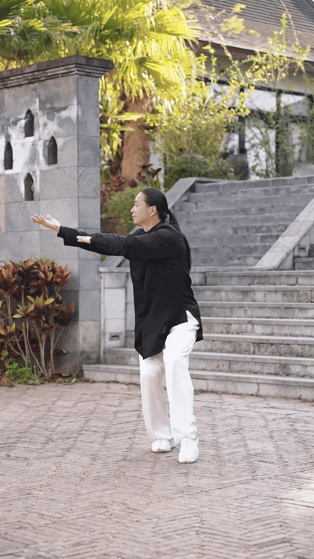开云官方网站-大瓜！最狂“太极天才”被封杀：你以为的养生，其实是在送命！